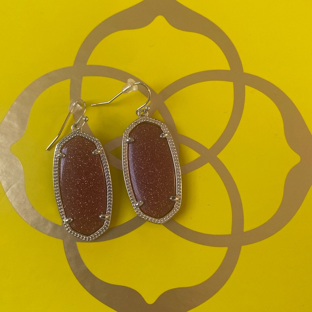 Kendra Scott Elle earrings